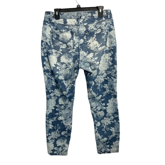 Adrienne Vittadini Women’s Jeans Floral Blue and White Size 10 - Picture 2 of 7